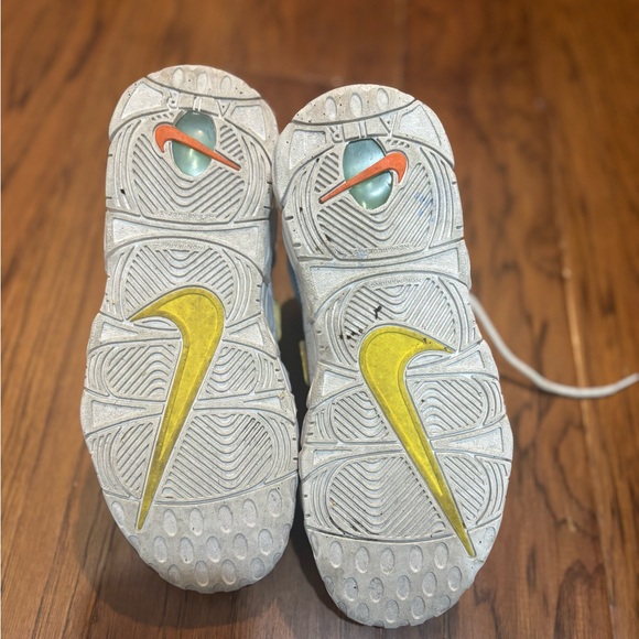 Nike Air More Uptempo GS “Multi-Color” White 6Y (Women’s 7.5) - Picture 9 of 11